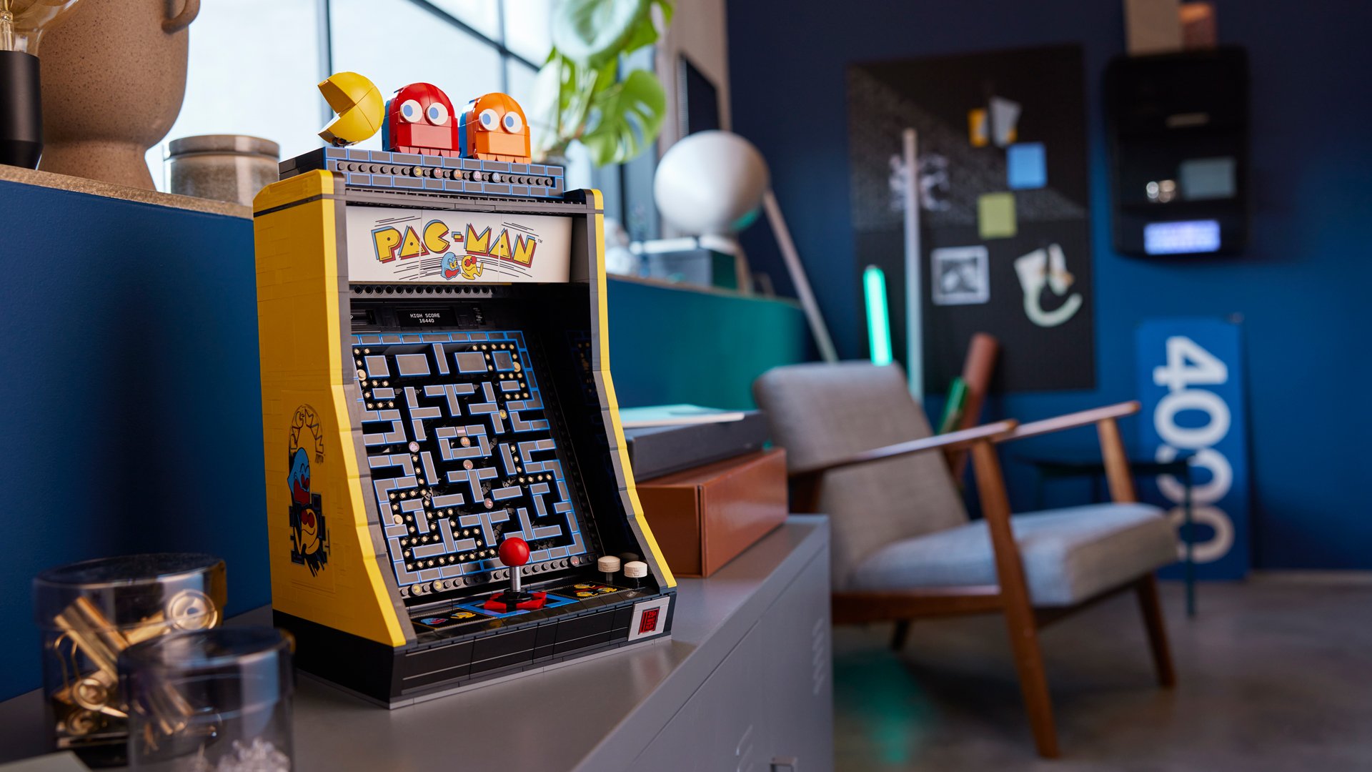 A Pac-Man arcade made of Lego