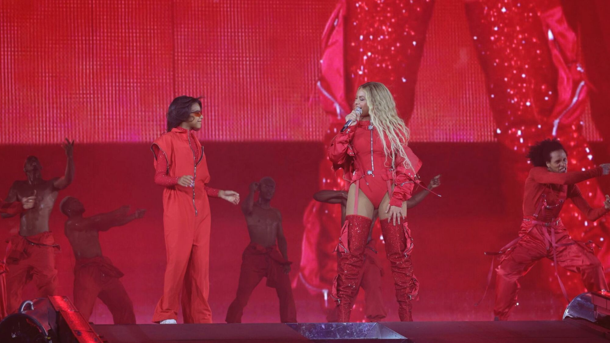 Blue Ivy and Beyoncé perform onstage in Amsterdam.