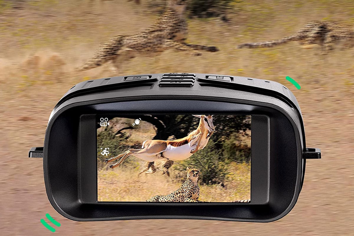 binocular camera displaying safari animals