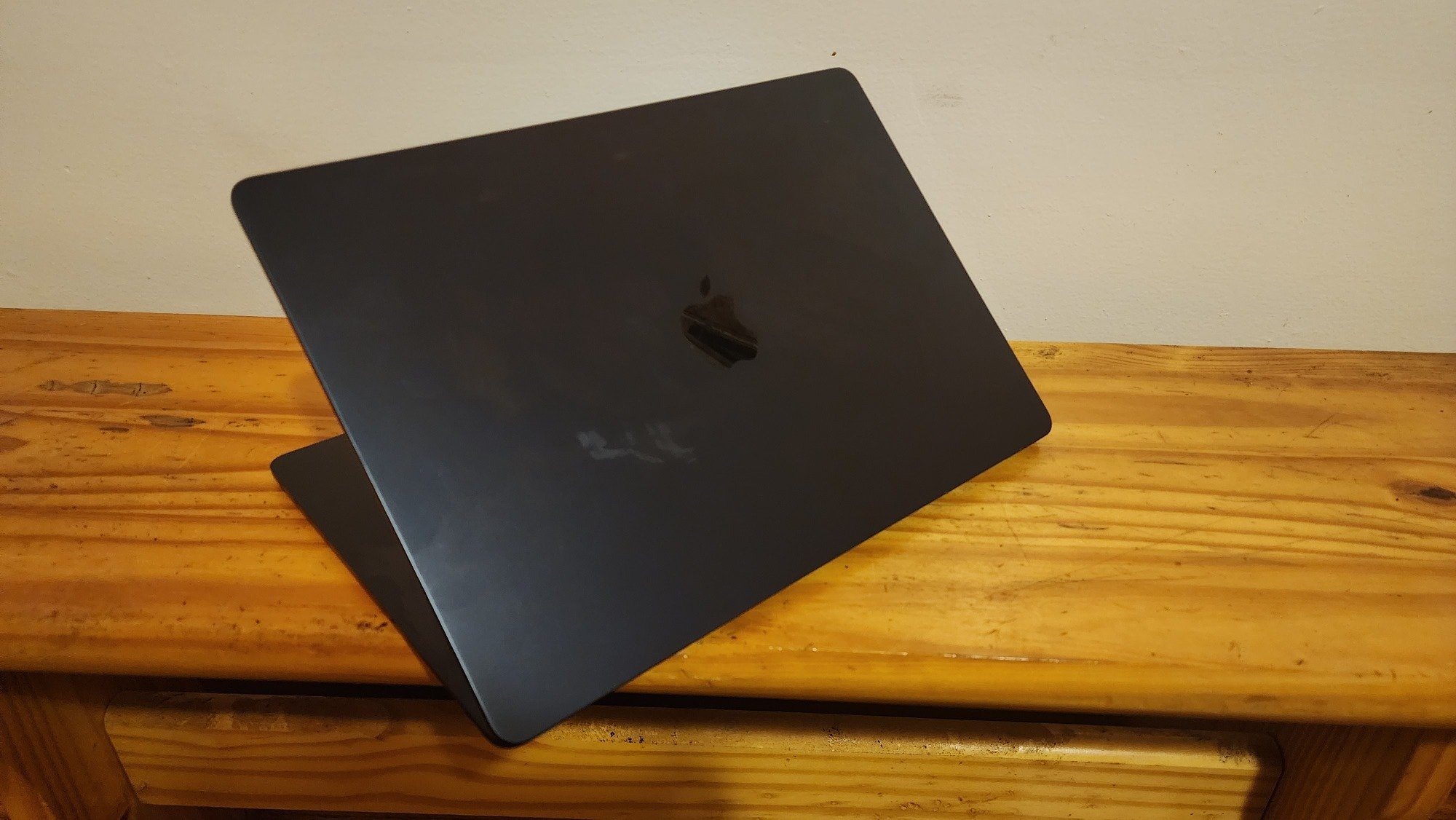 M2 MacBook Air 15-inch on a bench