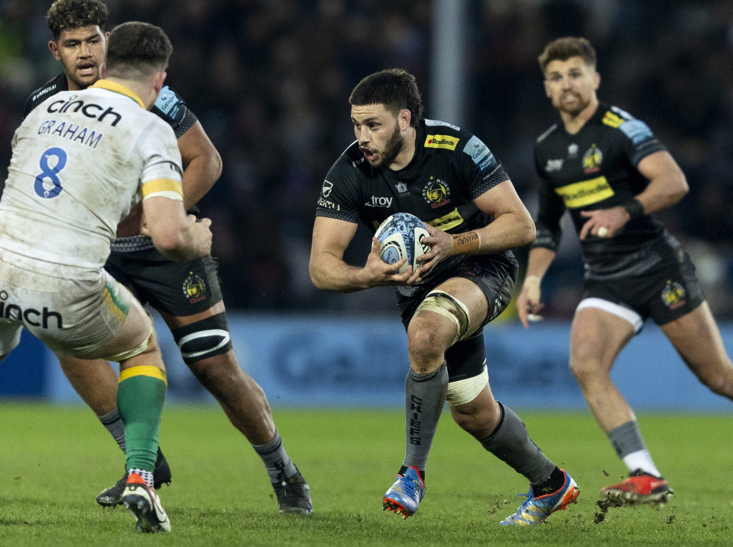 Exeter Chiefs' Ethan Roots in action