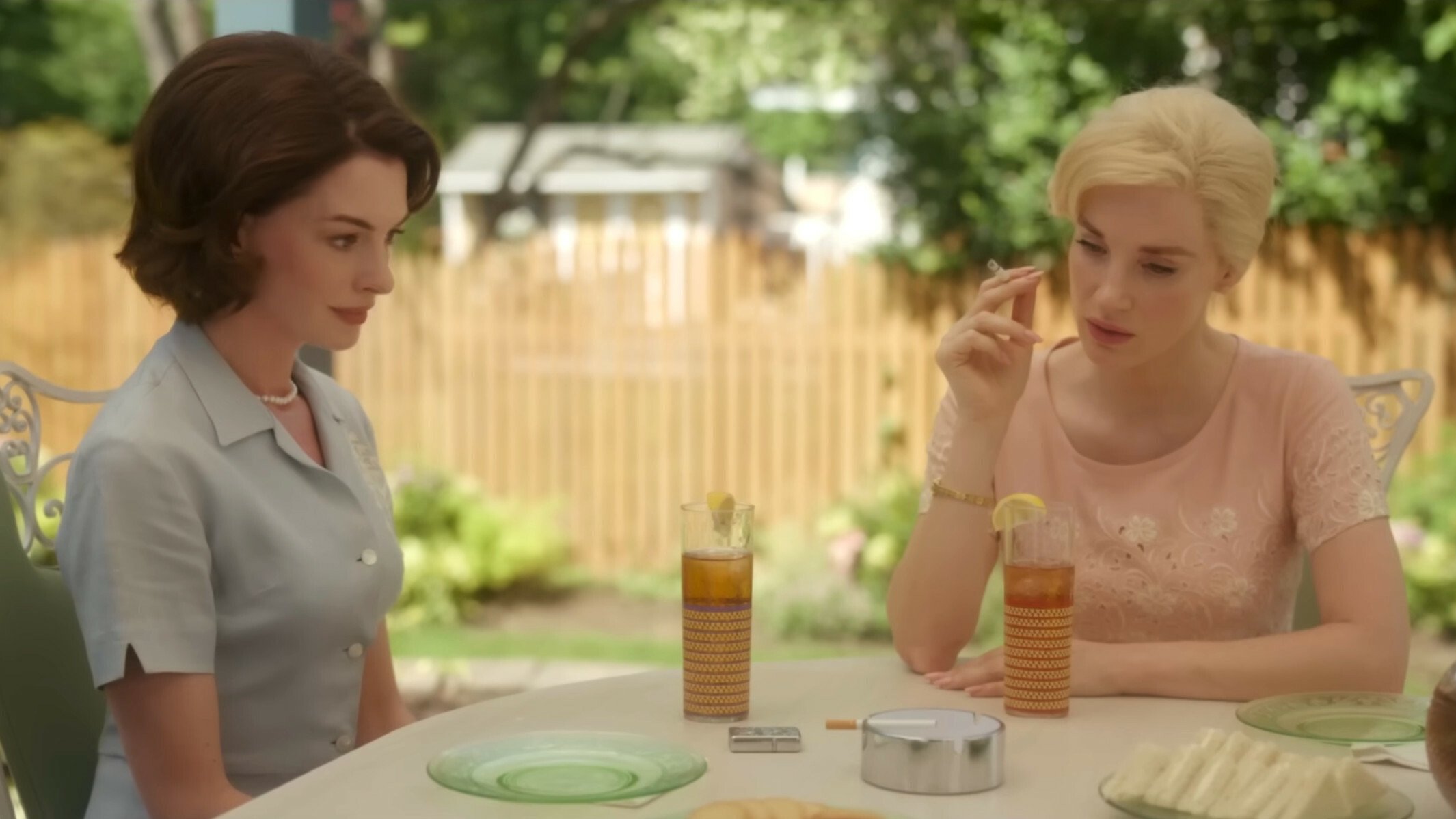 Anne Hathaway and Jessica Chastain as '60s housewives in 