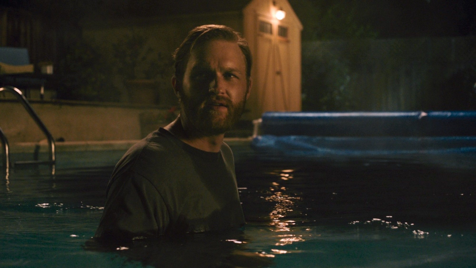 Wyatt Russell plays Ray Waller in "Night Swim."