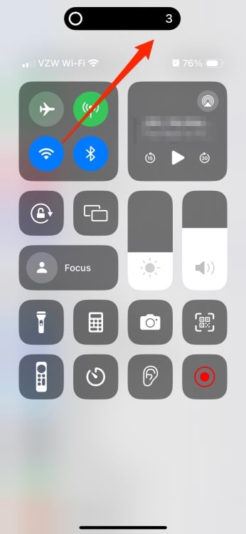 iPhone Control Center showing the recording button on and a countdown until recording starts.