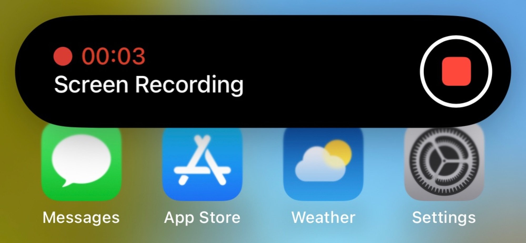 iPhone showing screen recording button