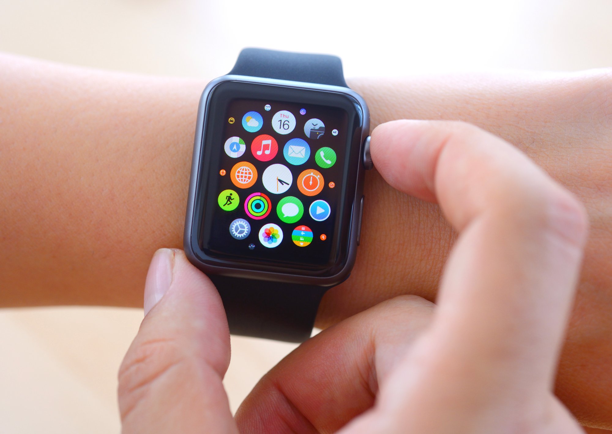 Remove the Apple Watch from your wrist