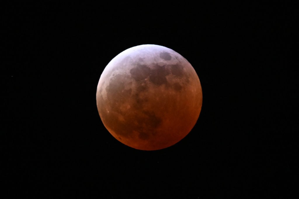 Viewing the total lunar eclipse from Palm Springs, California, in March 2025